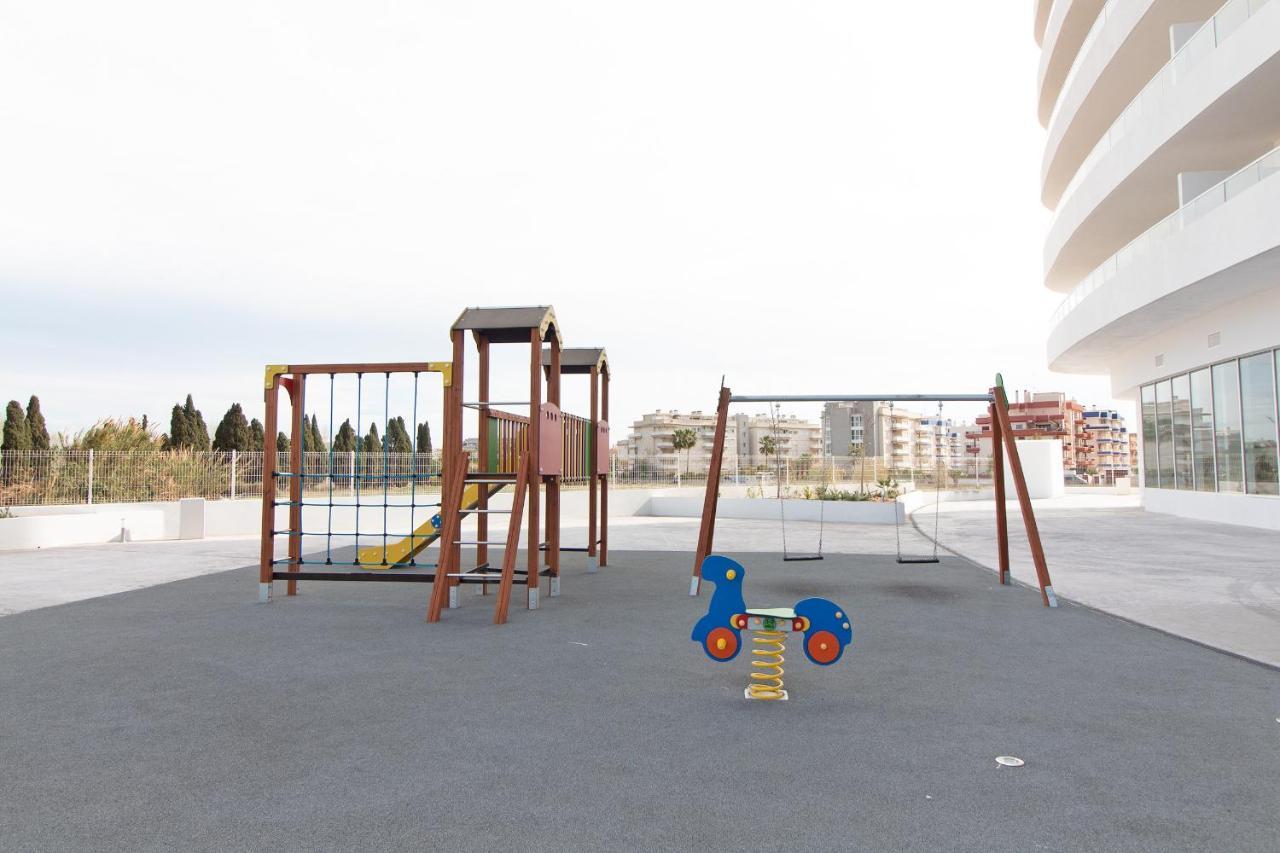 Global Properties, Apartamento De 2 Habitaciones Con Gran Terraza En Gran Canet Canet d'En Berenguer Exterior foto